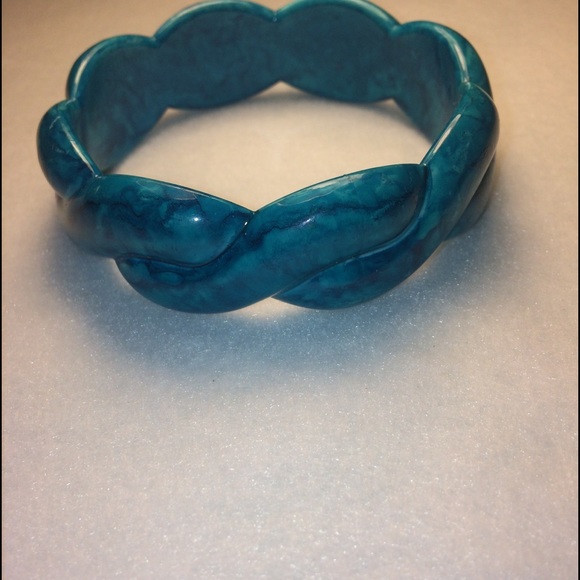 Teal color Bracelet - Picture 1 of 2